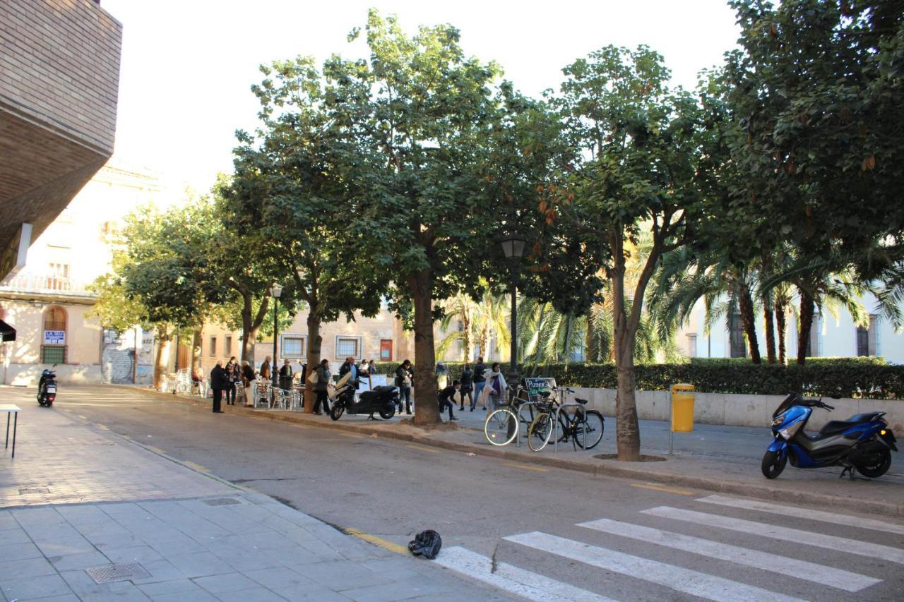 Hotspot Valencia Hostel Exterior photo