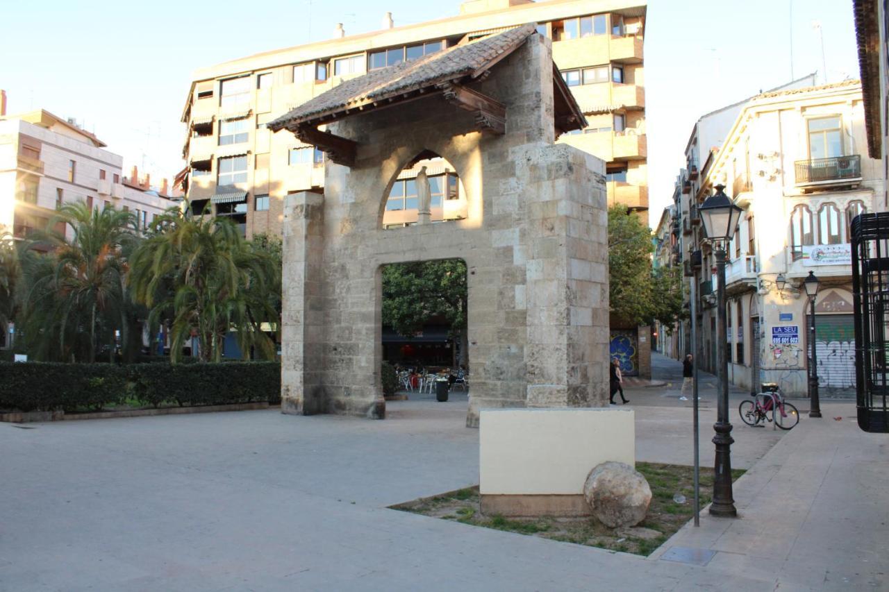 Hotspot Valencia Hostel Exterior photo